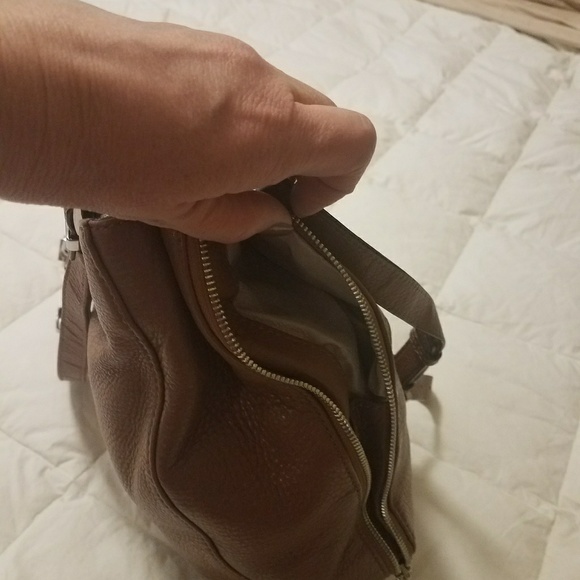 Authentic Tan Michael Kors Hobo Handbag - Picture 3 of 8